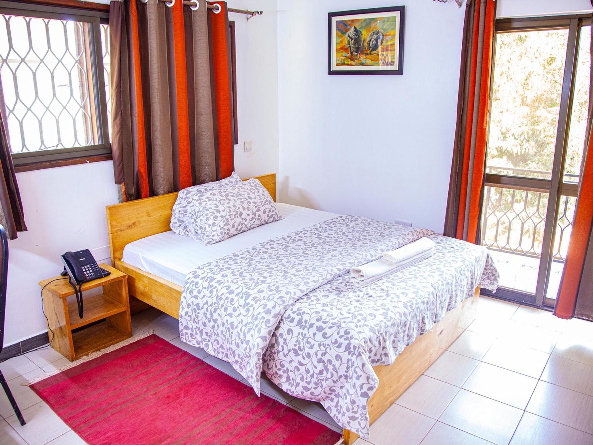 Explorers Hub Kampala Kültér fotó