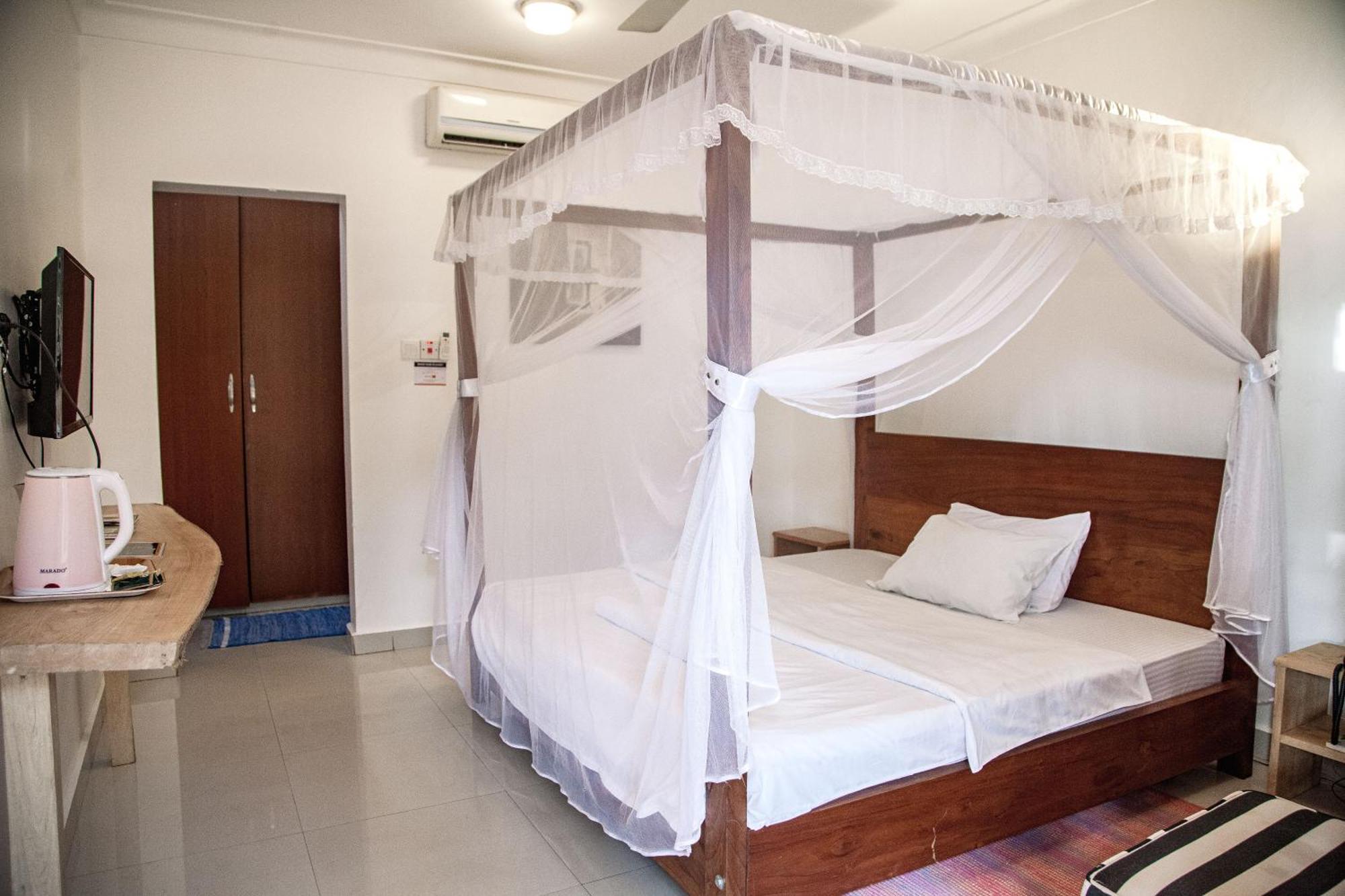 Explorers Hub Kampala Kültér fotó